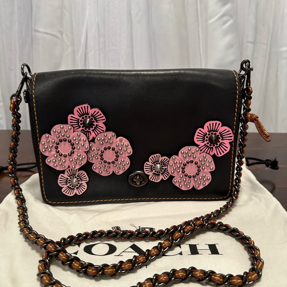 Coach Large Dinky Tea Rose